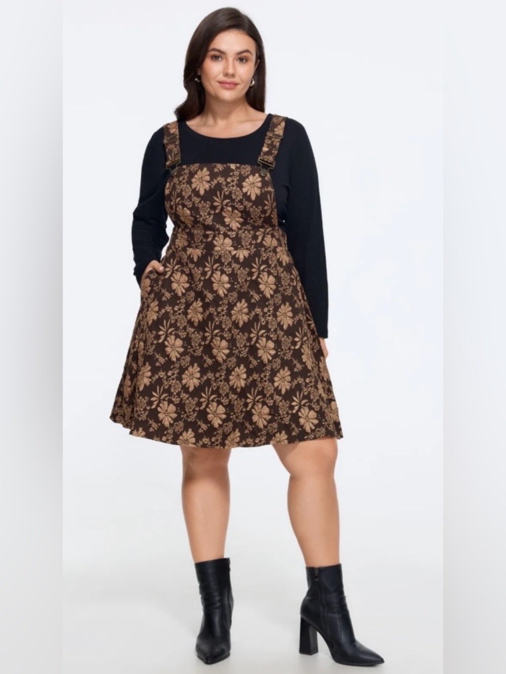 BloomChic Floral Mini Dress with Pockets - size L